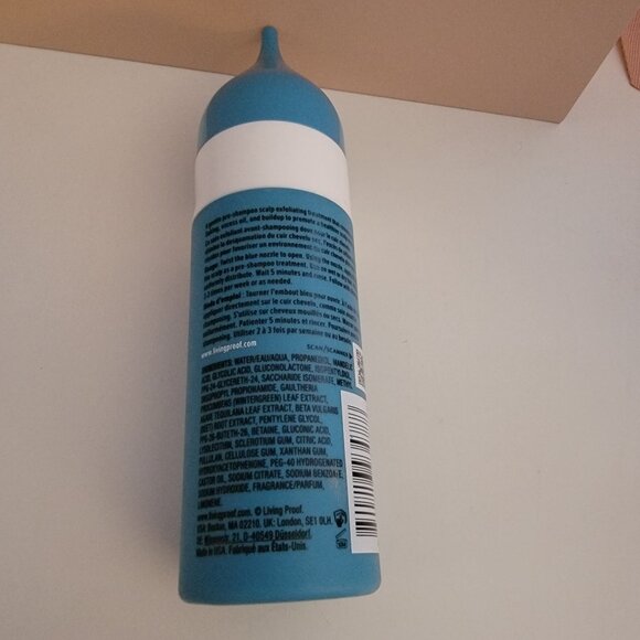 Living Proof Scalp Care Exfoliator Clean pre-shampoo Treatment - Picture 13 of 14
